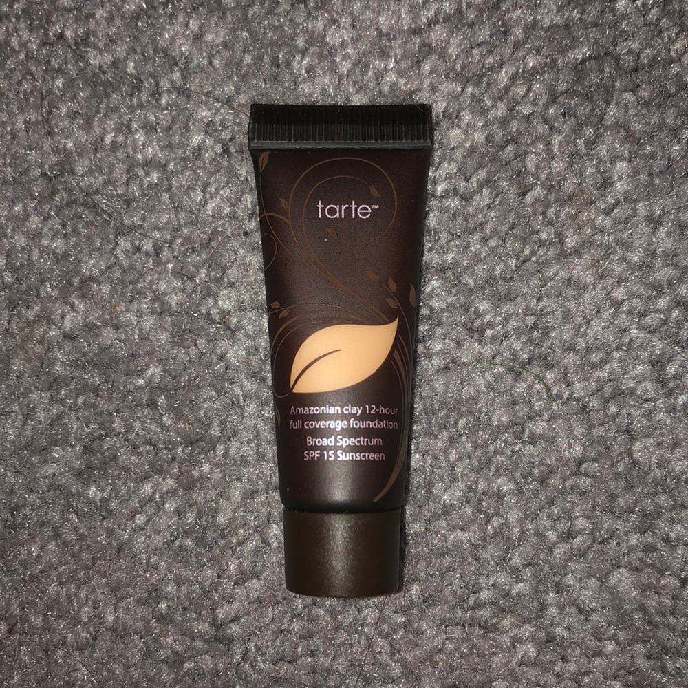 Tarte Amazonian Clay Foundation Medium Sand